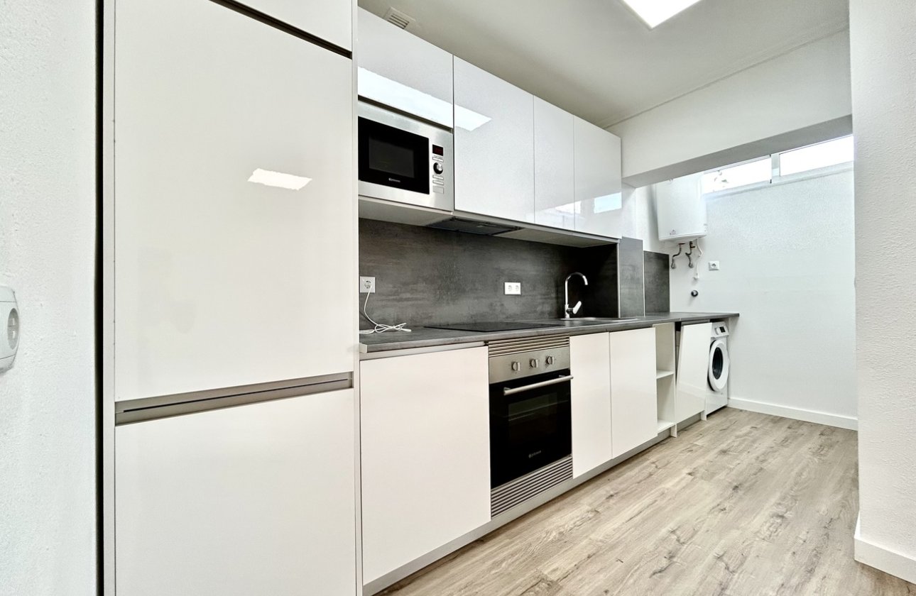 Herverkoop - Appartement -
Villamartin - Costa Blanca