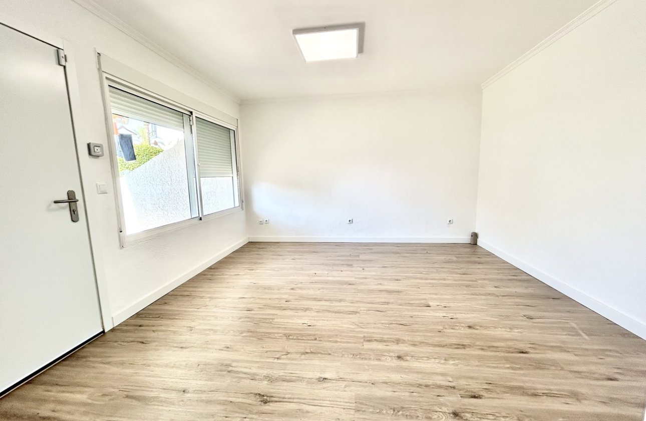 Herverkoop - Appartement -
Villamartin - Costa Blanca