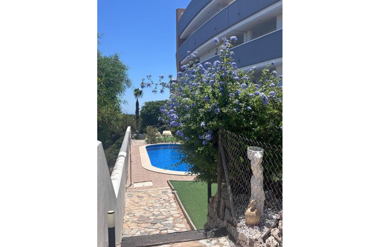 Herverkoop - Appartement -
Villamartin - Costa Blanca