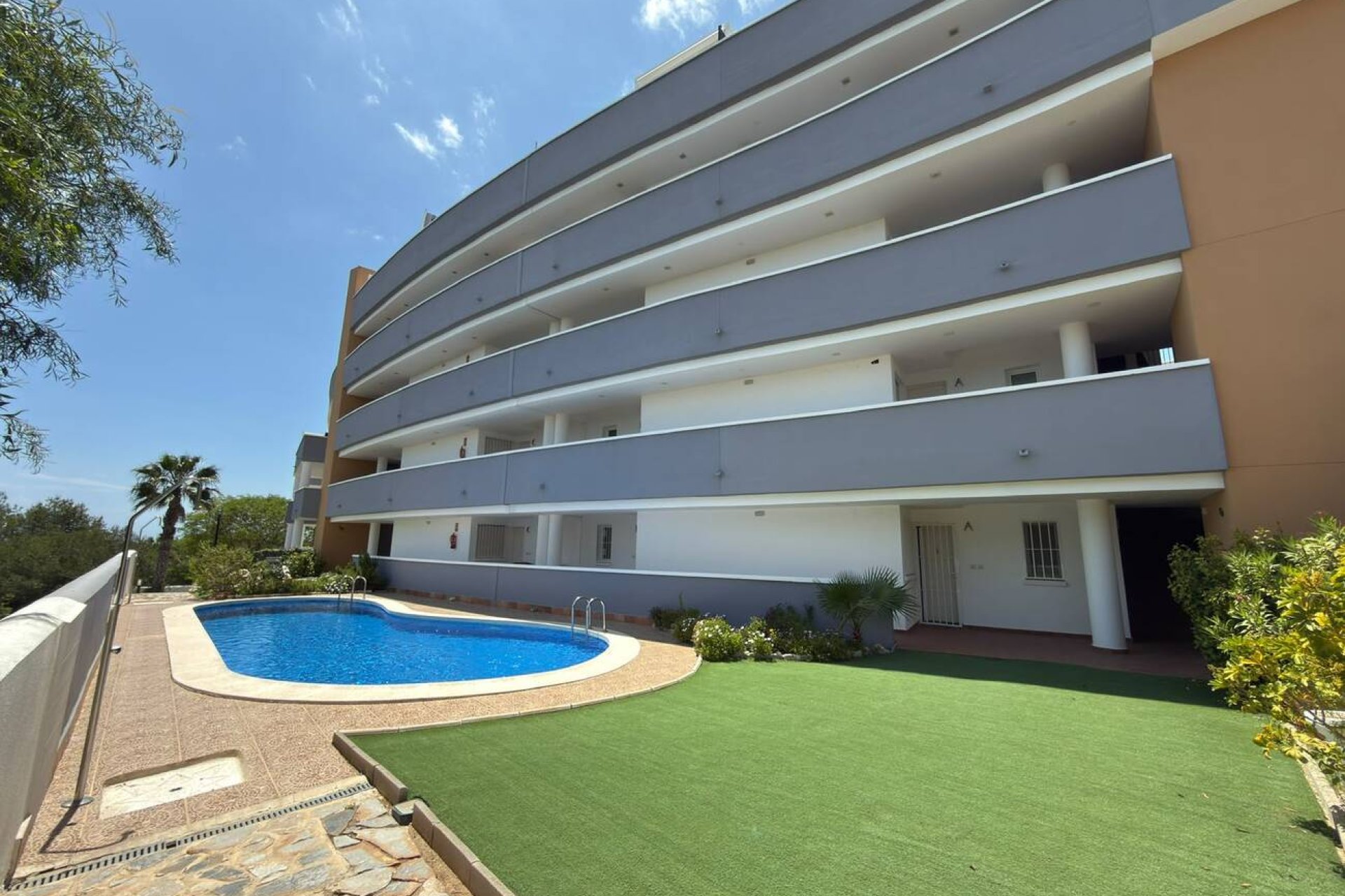 Herverkoop - Appartement -
Villamartin - Costa Blanca