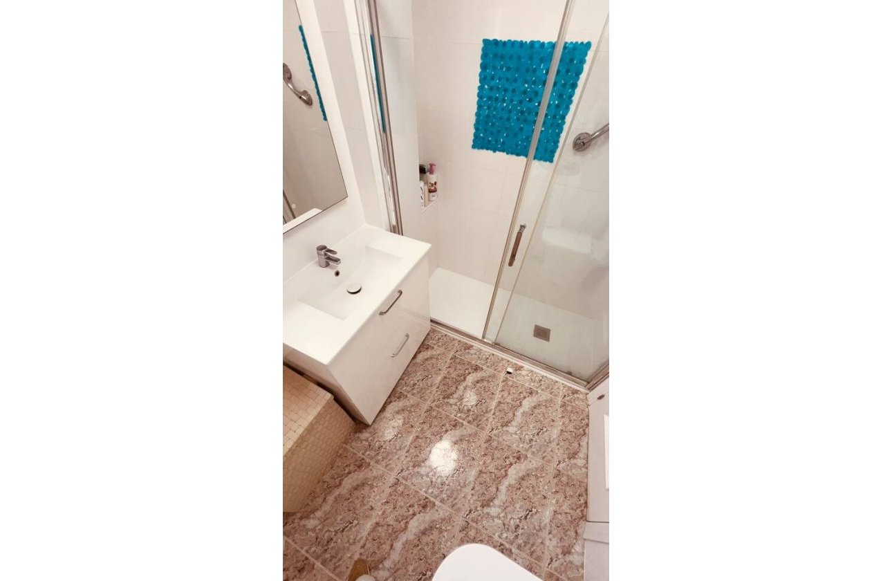 Herverkoop - Appartement -
Villamartin - Costa Blanca