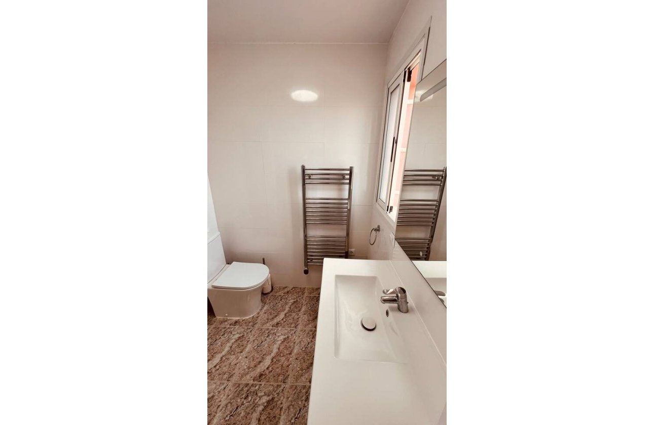 Herverkoop - Appartement -
Villamartin - Costa Blanca