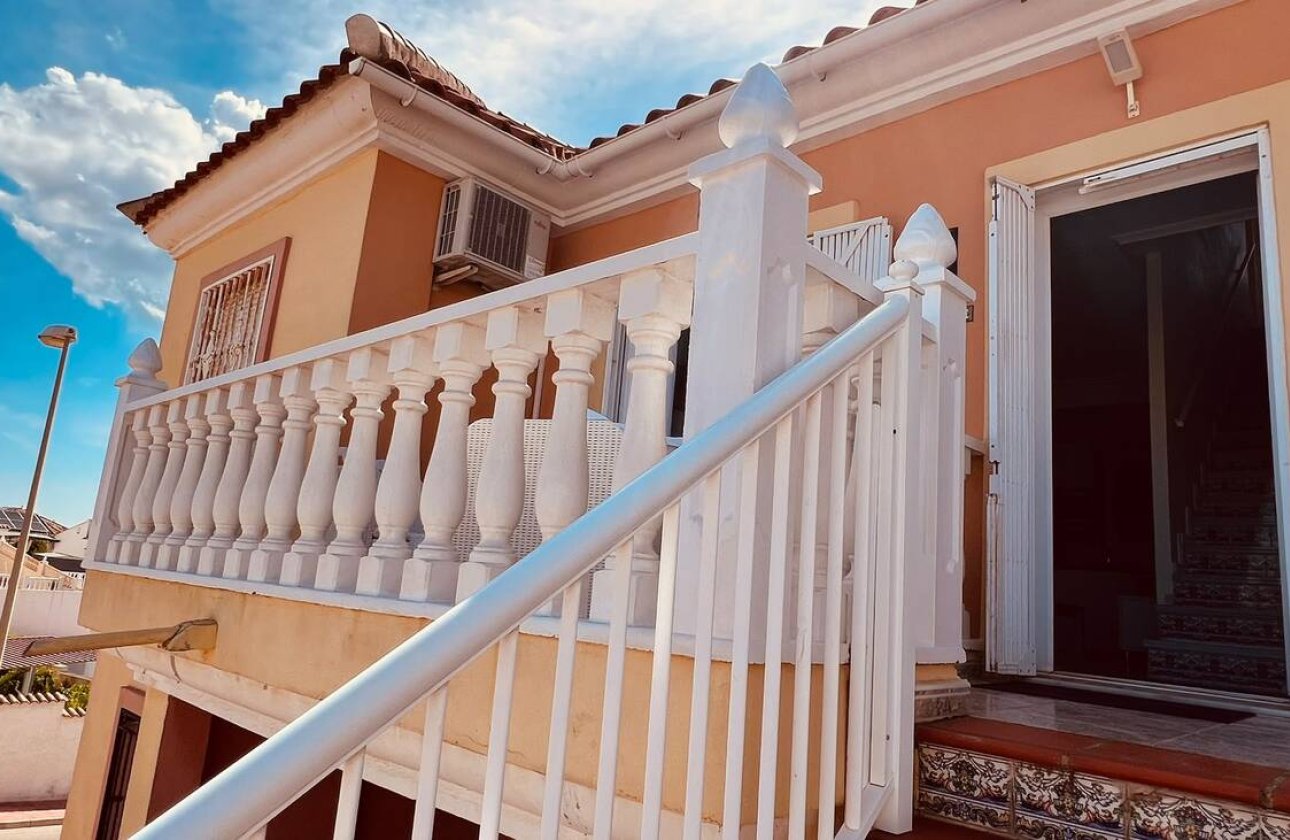 Herverkoop - Appartement -
Villamartin - Costa Blanca