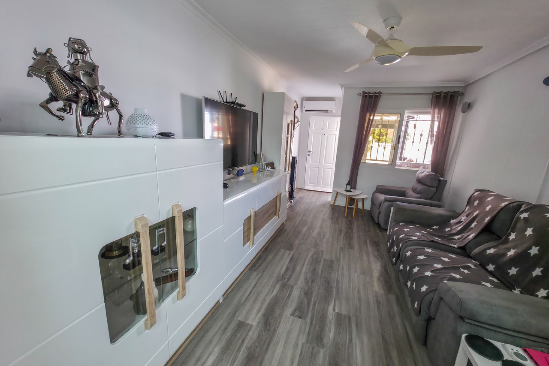 Herverkoop - Appartement -
Vistabella Golf Entre Naranjos - Inland