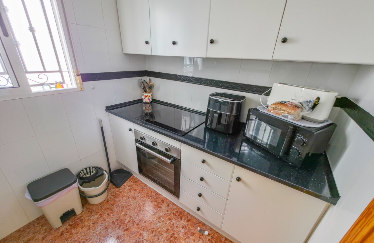 Herverkoop - Appartement -
Vistabella Golf Entre Naranjos - Inland