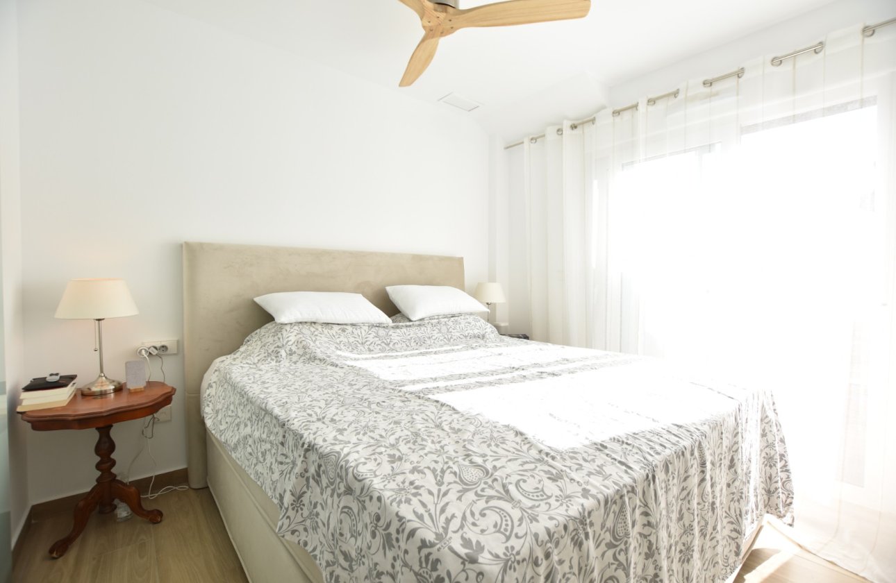 Herverkoop - Appartement -
Vistabella Golf Entre Naranjos - Inland