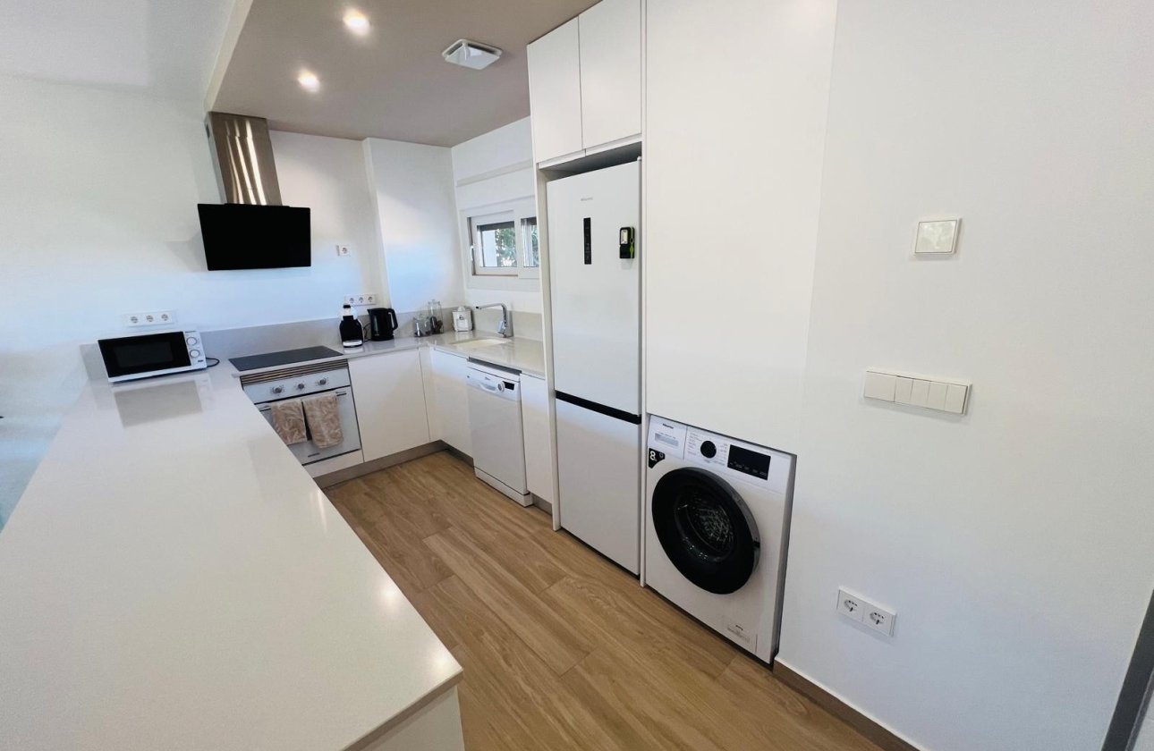 Herverkoop - Appartement -
Vistabella Golf Entre Naranjos - Inland