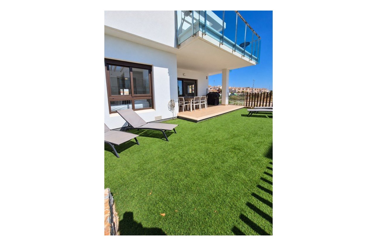 Herverkoop - Appartement -
Vistabella Golf Entre Naranjos - Inland