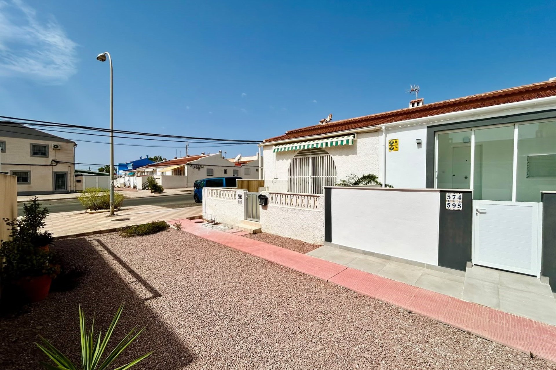 Herverkoop - Bungalow -
La Siesta - Costa Blanca