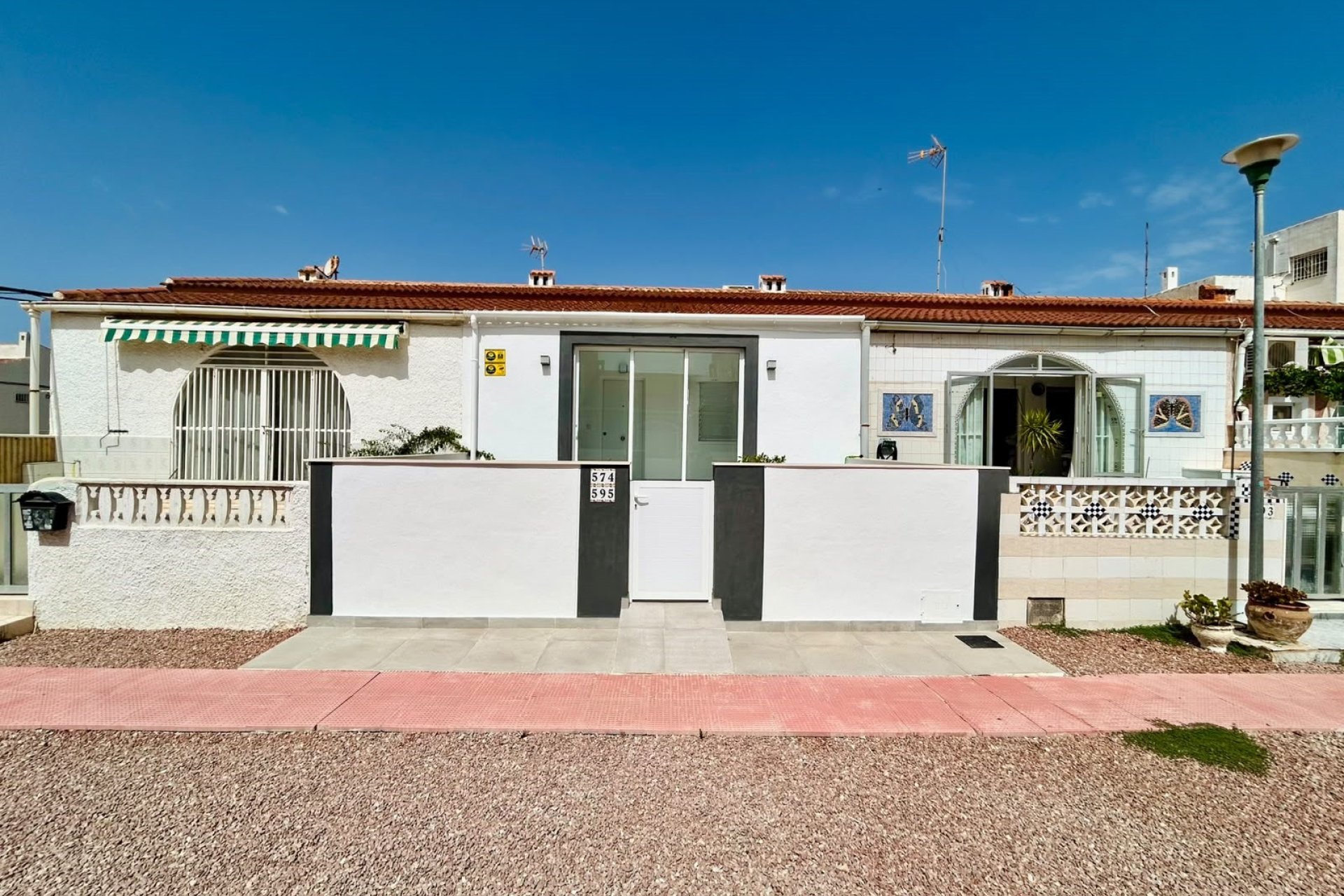 Herverkoop - Bungalow -
La Siesta - Costa Blanca