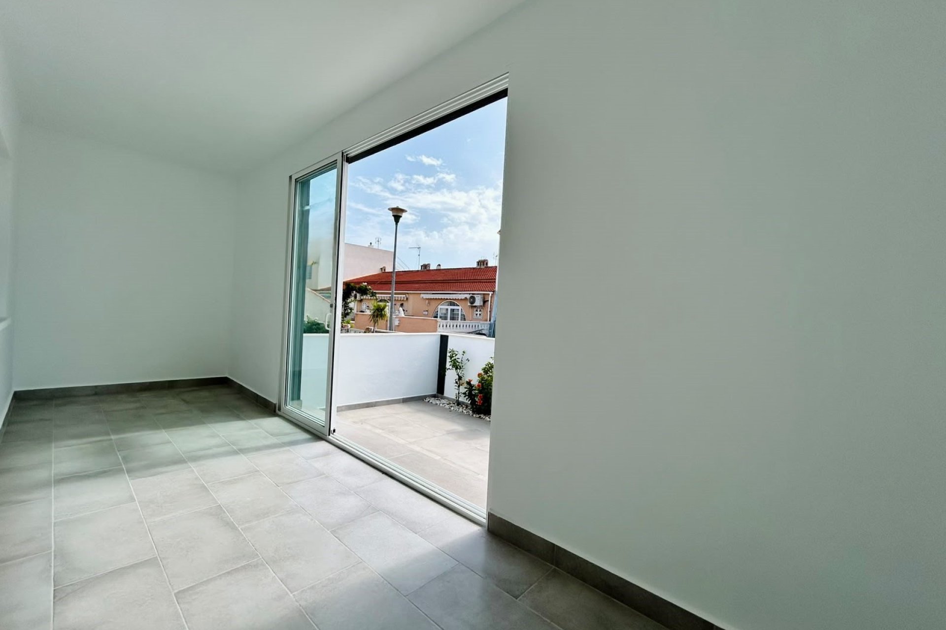 Herverkoop - Bungalow -
La Siesta - Costa Blanca