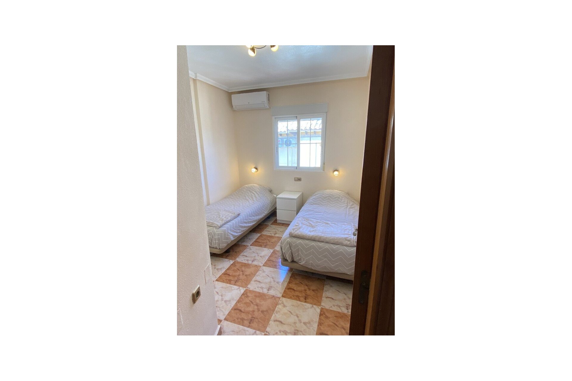 Herverkoop - Bungalow -
Lomas de Caboroig - Costa Blanca