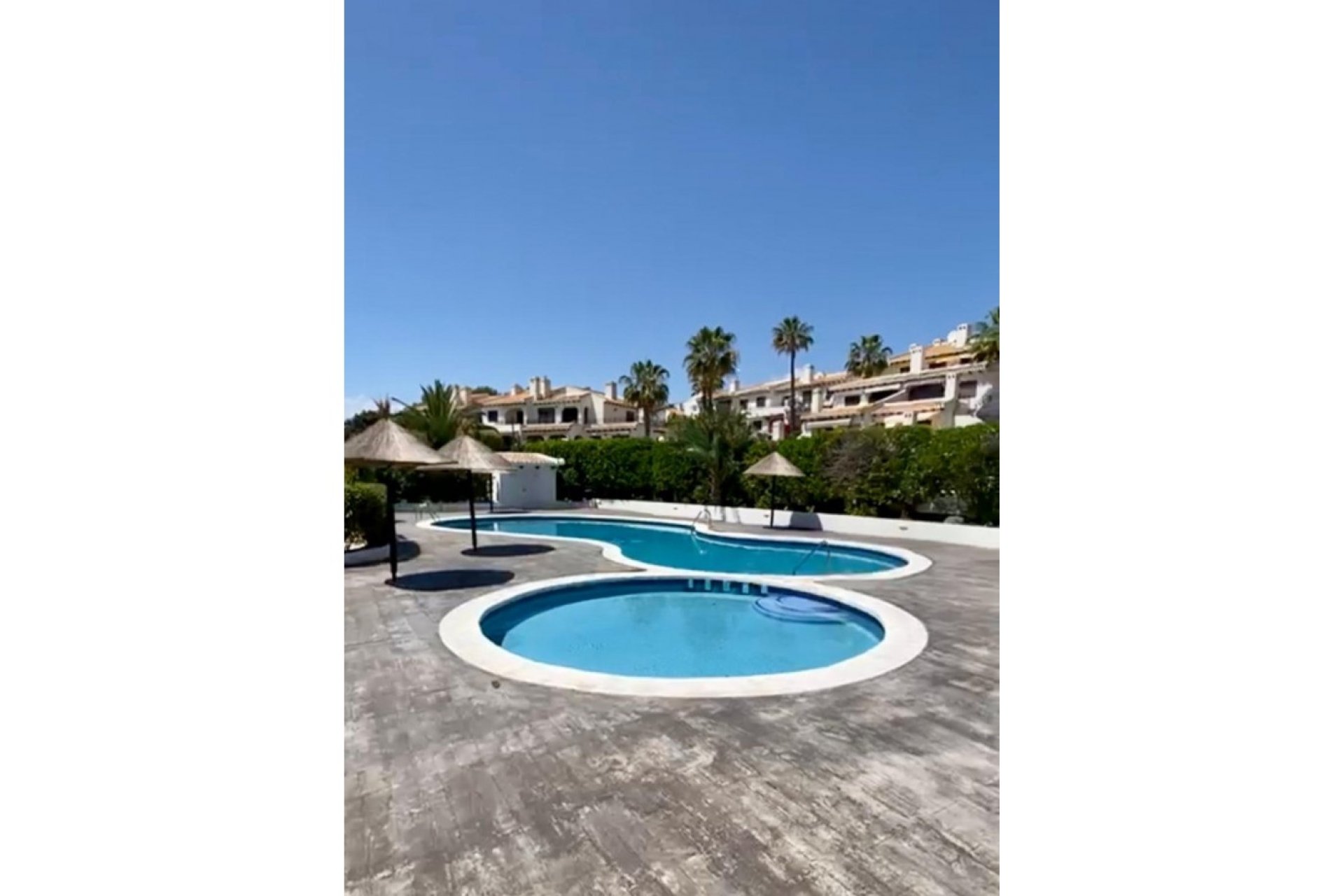Herverkoop - Bungalow -
Orihuela Costa - Costa Blanca