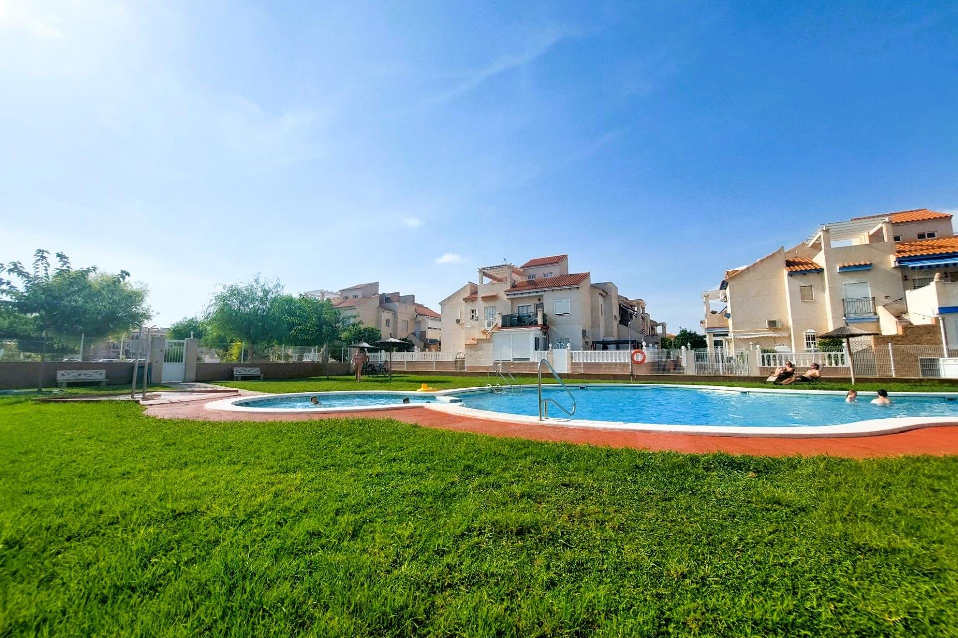 Herverkoop - Bungalow -
Orihuela Costa - Costa Blanca