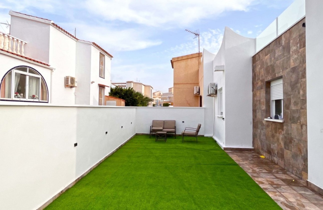 Herverkoop - Bungalow -
Orihuela Costa - Costa Blanca