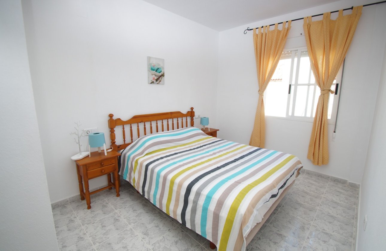 Herverkoop - Bungalow -
Orihuela Costa - Costa Blanca