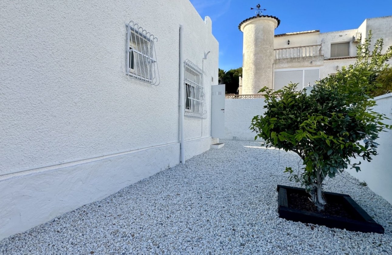 Herverkoop - Bungalow -
Orihuela Costa - Costa Blanca