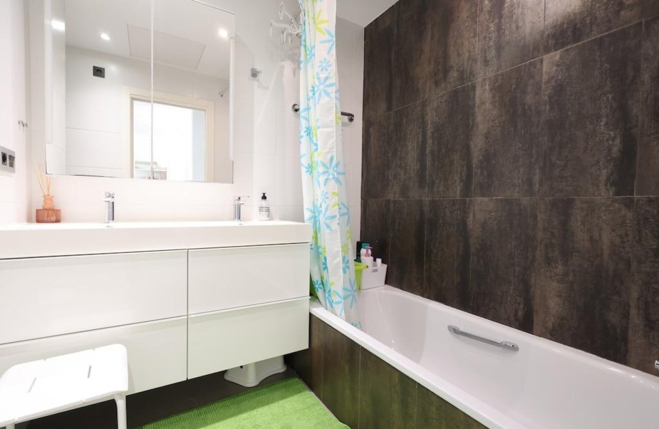 Herverkoop - Bungalow -
Orihuela Costa - Costa Blanca