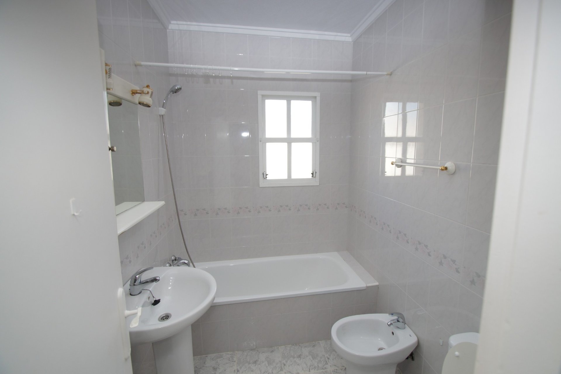 Herverkoop - Bungalow -
Orihuela Costa - Costa Blanca