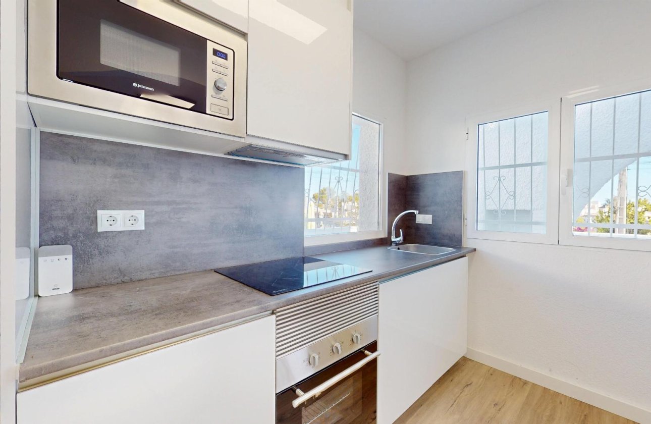 Herverkoop - Bungalow -
Orihuela Costa - Costa Blanca