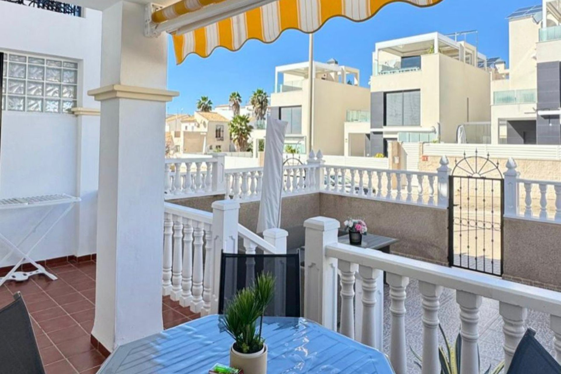 Herverkoop - Bungalow -
Orihuela Costa - Costa Blanca