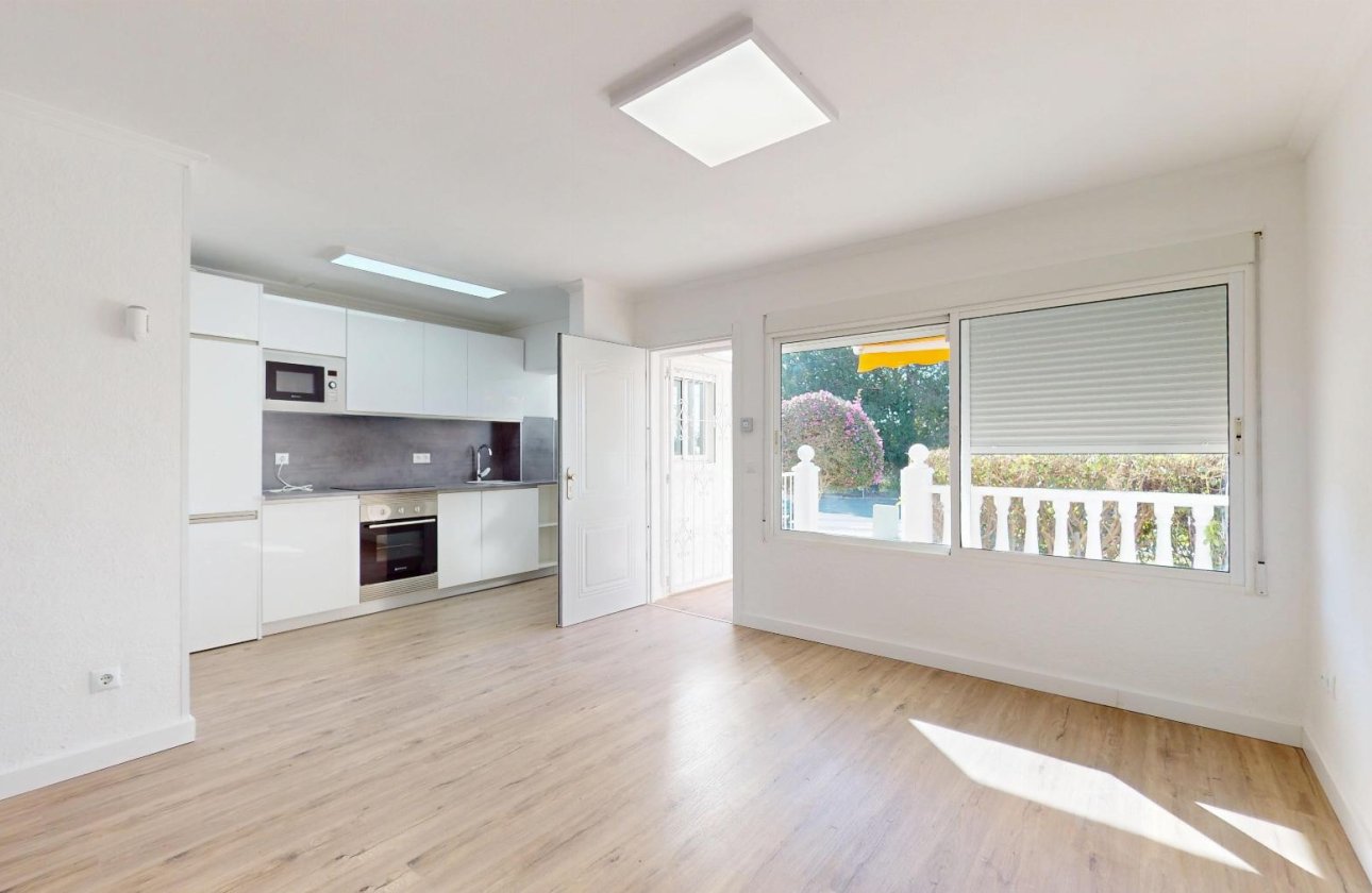 Herverkoop - Bungalow -
Orihuela Costa - Costa Blanca