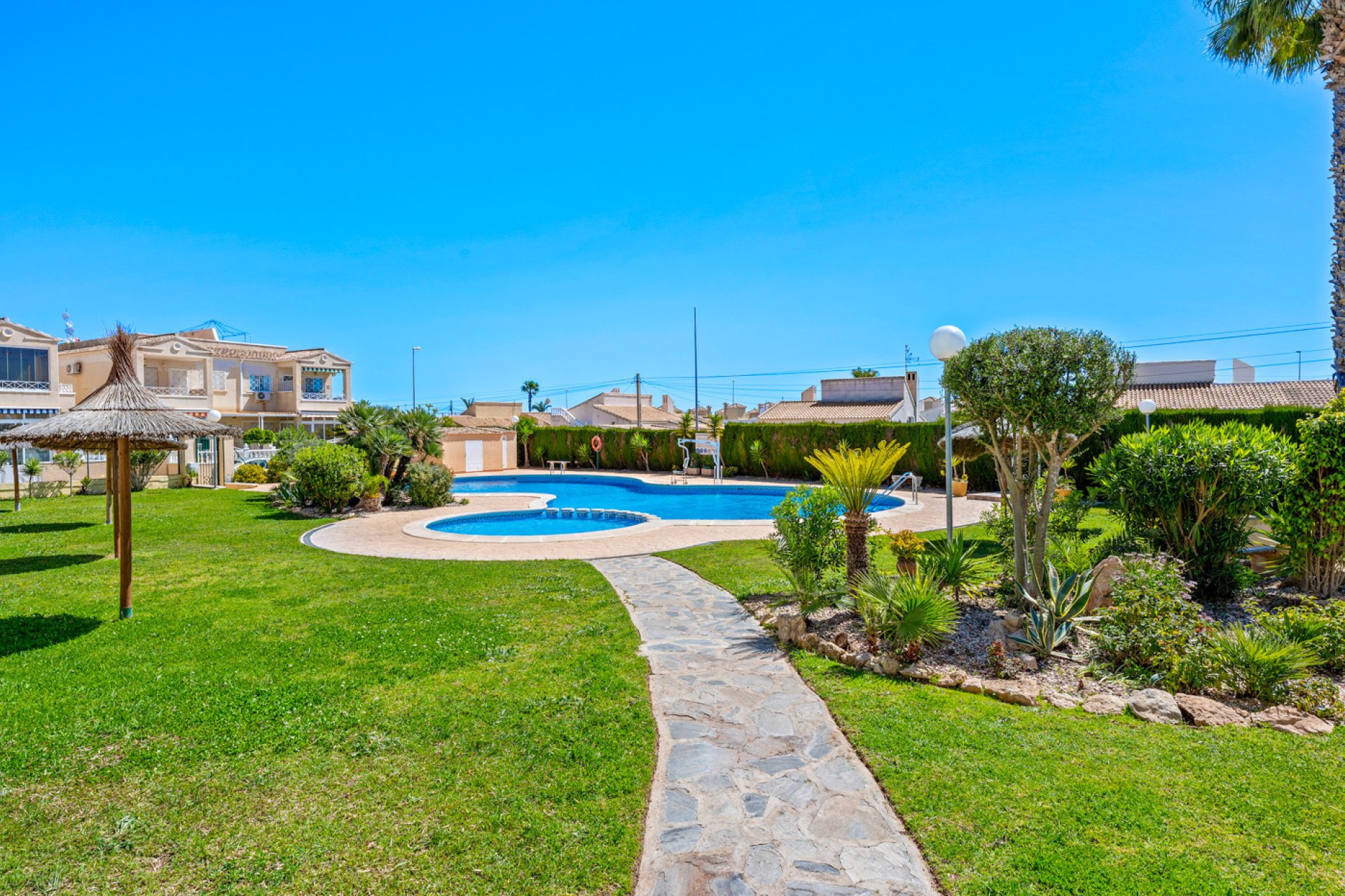 Herverkoop - Bungalow -
Orihuela Costa - Costa Blanca