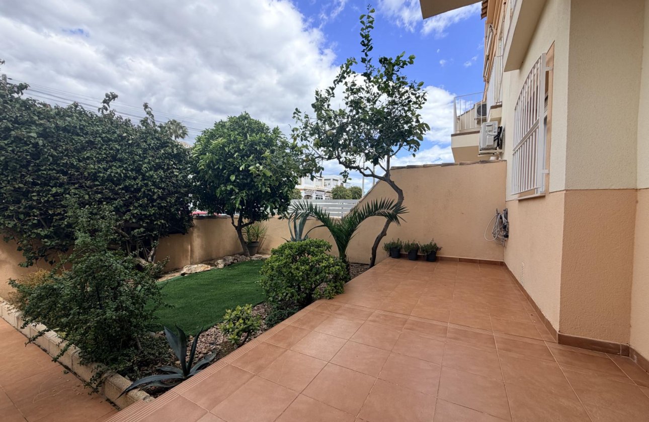 Herverkoop - Bungalow -
Orihuela Costa - Costa Blanca