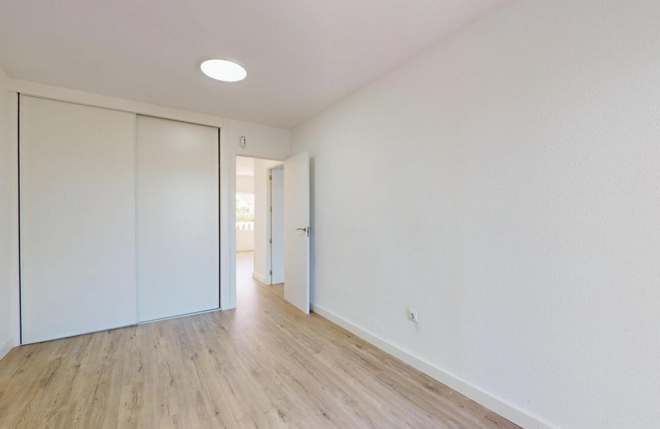 Herverkoop - Bungalow -
Orihuela Costa - Costa Blanca