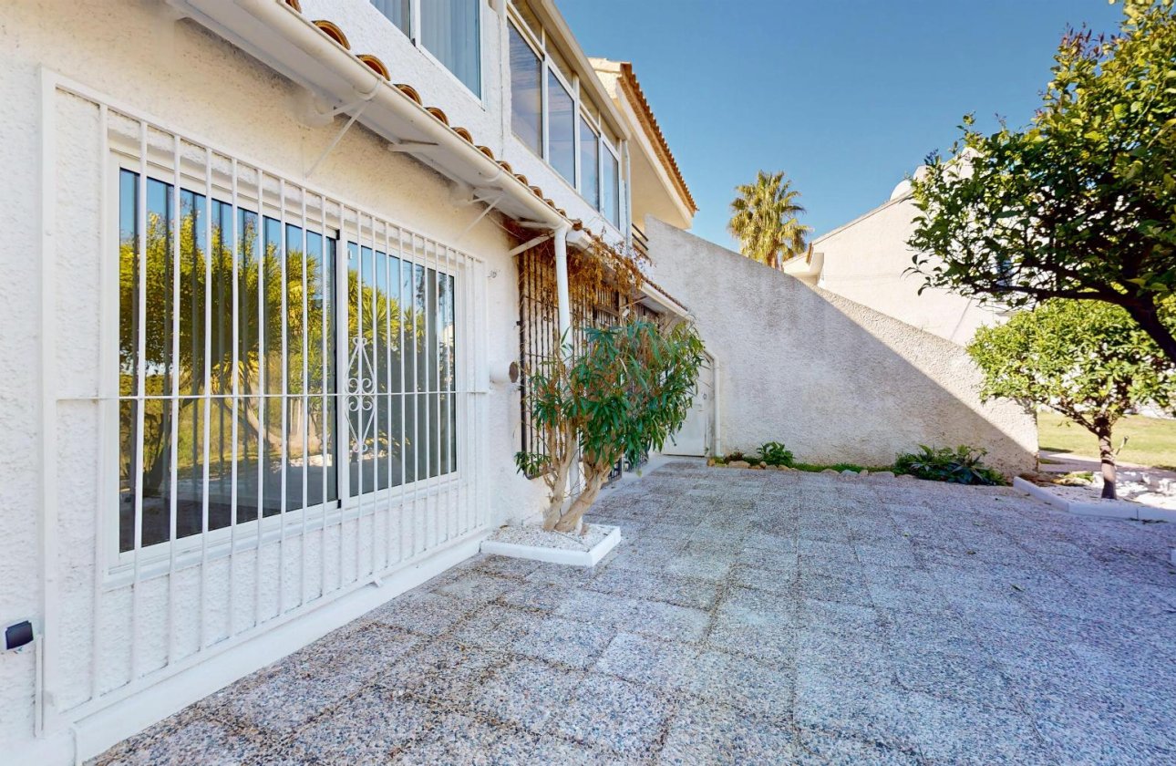 Herverkoop - Bungalow -
Orihuela Costa - Costa Blanca