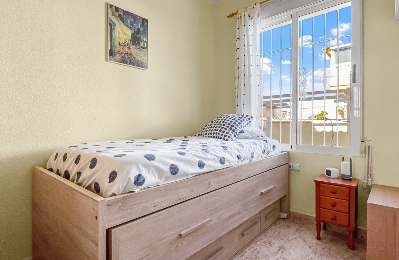 Herverkoop - Bungalow -
Orihuela Costa - Costa Blanca