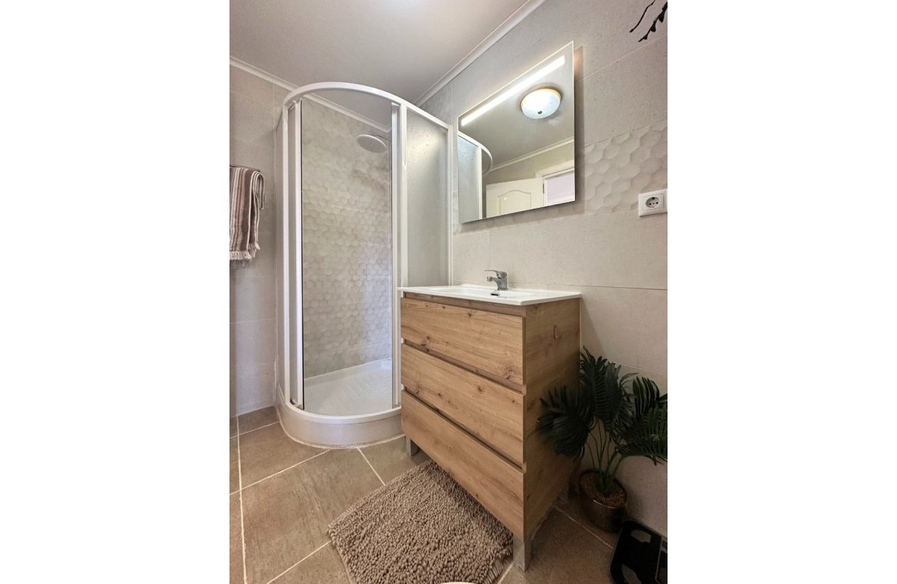 Herverkoop - Bungalow -
Orihuela Costa - Costa Blanca