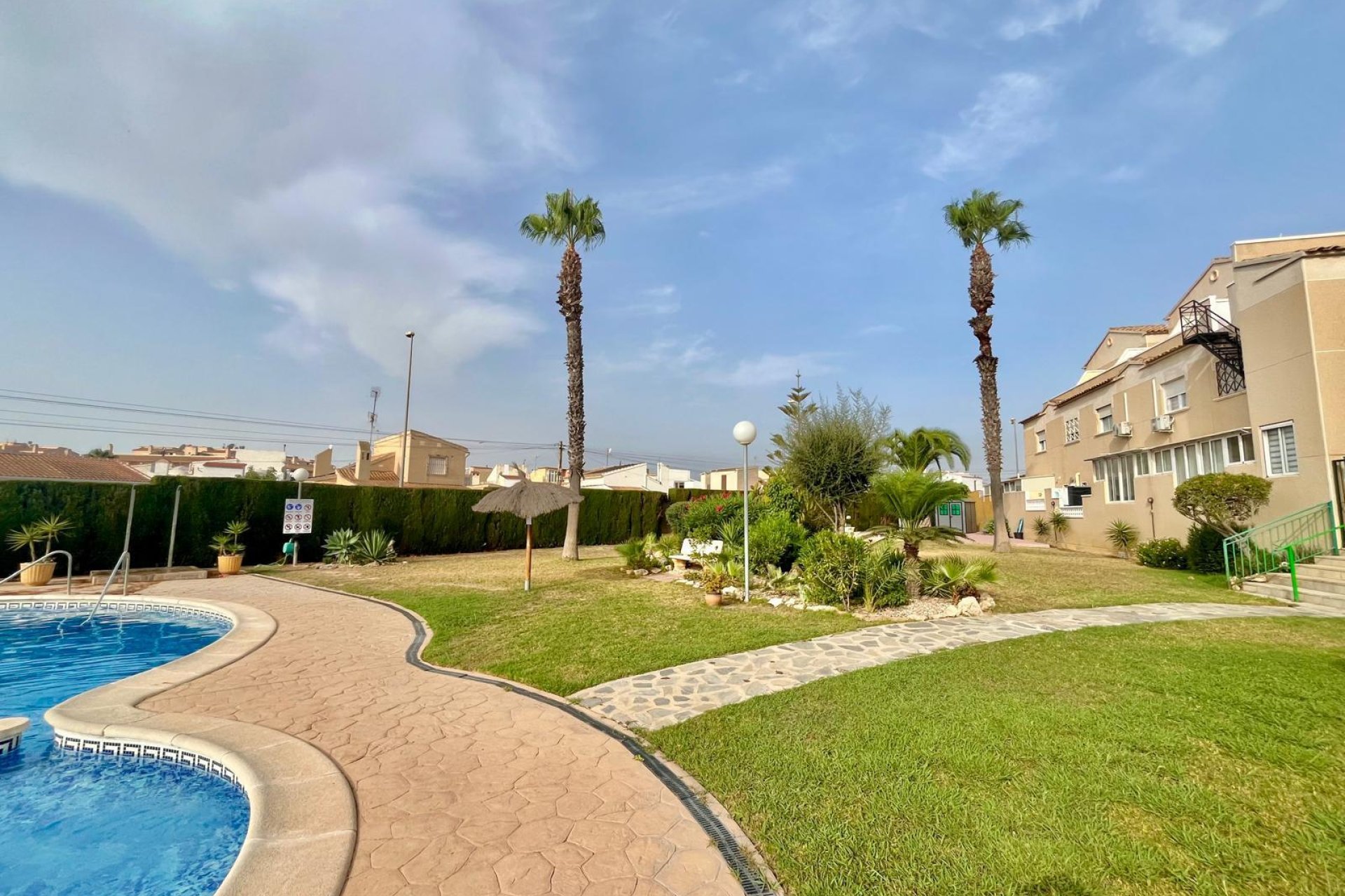 Herverkoop - Bungalow -
Orihuela Costa - La Chismosa