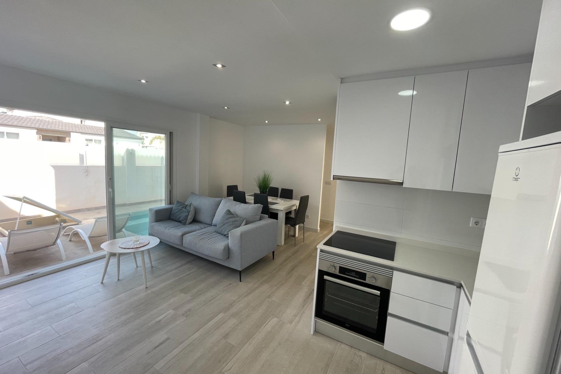 Herverkoop - Bungalow -
Orihuela Costa - La Regia