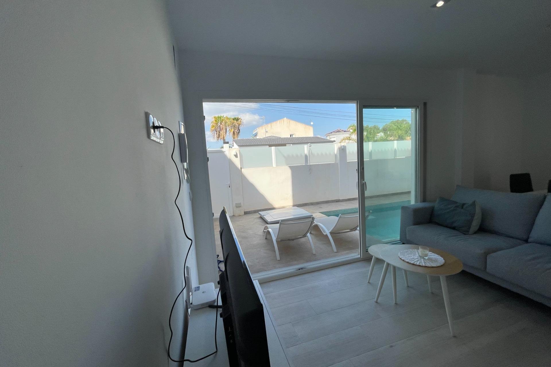 Herverkoop - Bungalow -
Orihuela Costa - La Regia