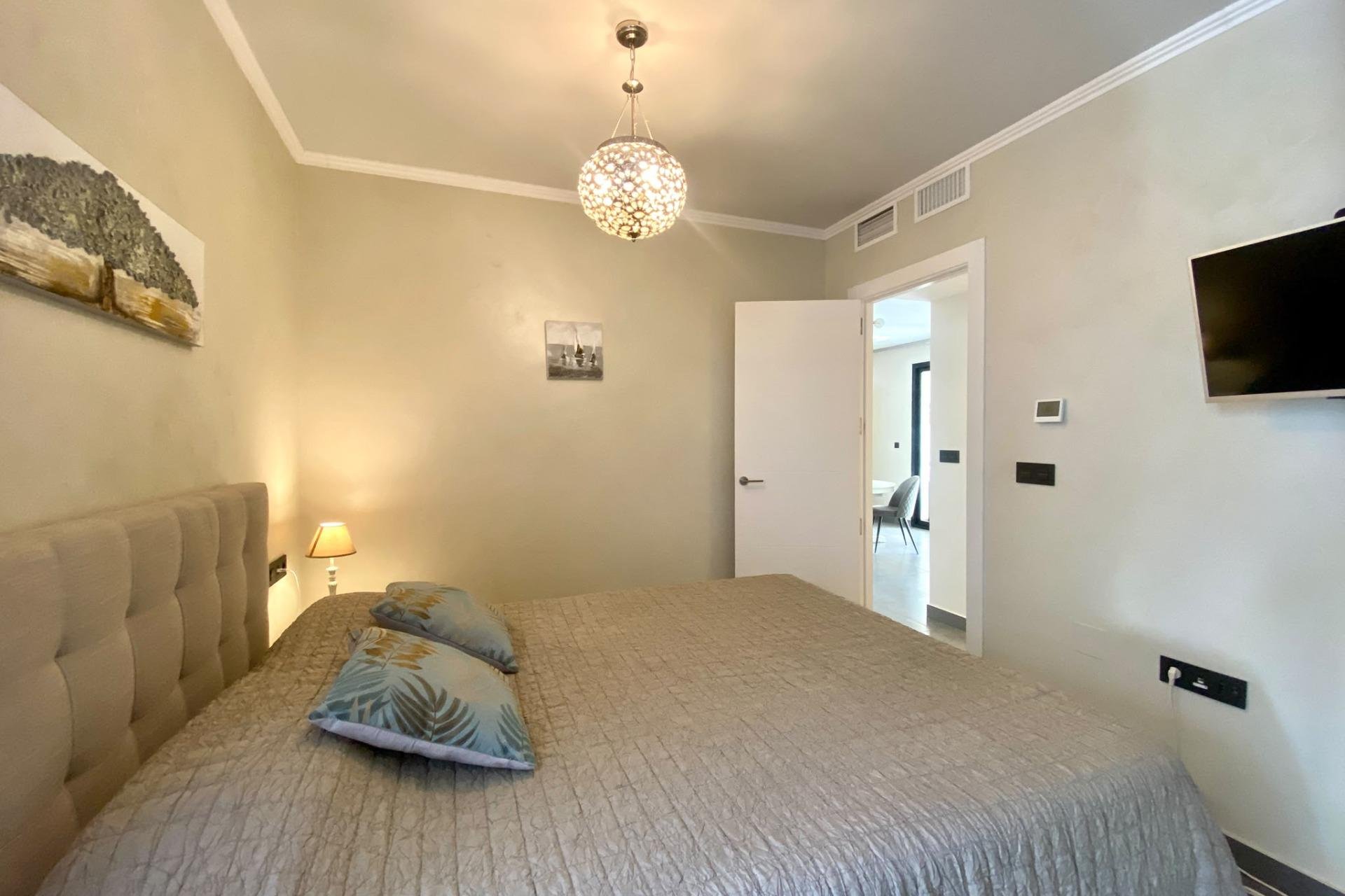 Herverkoop - Bungalow -
Orihuela Costa - Las Ramblas