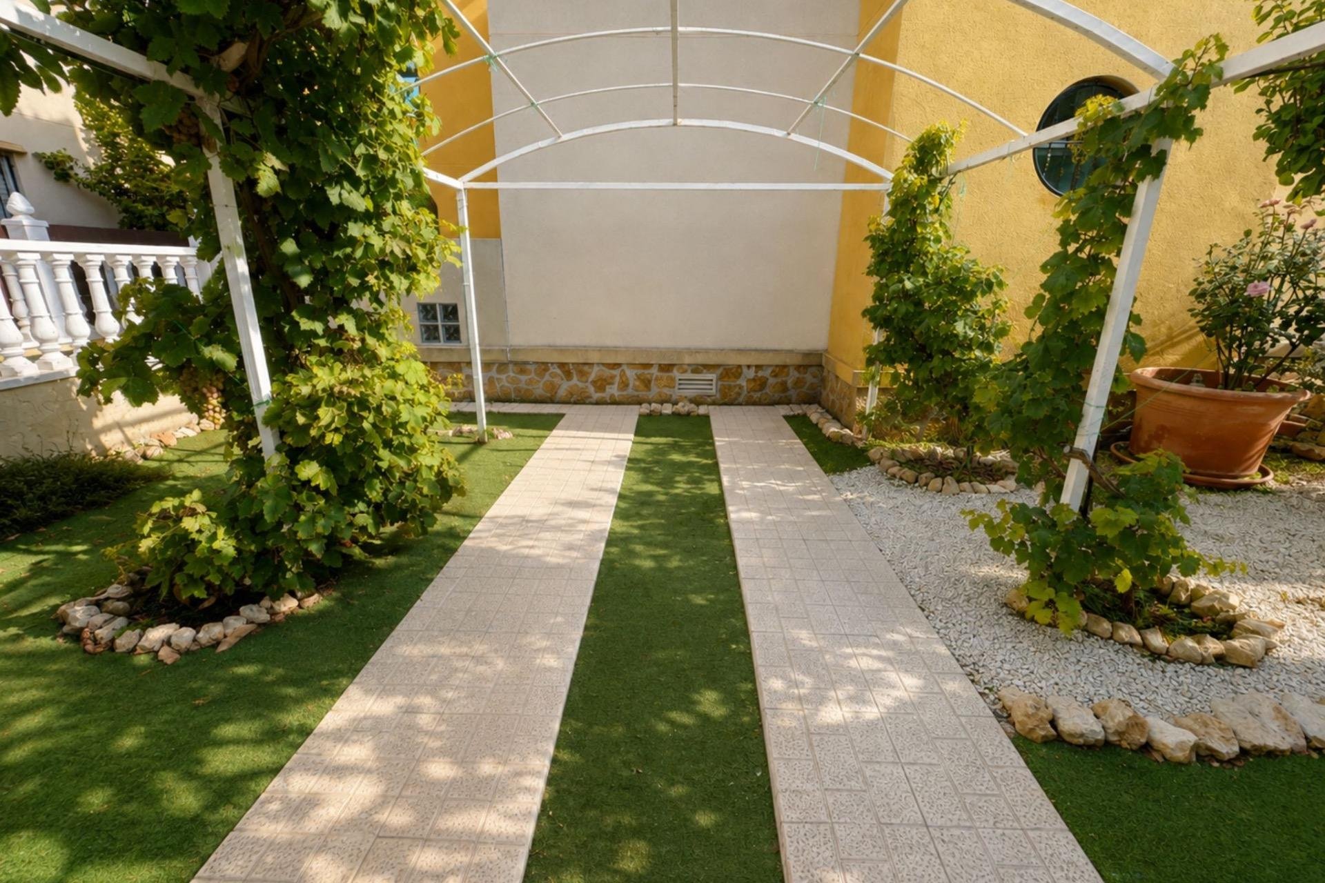 Herverkoop - Bungalow -
Orihuela Costa - Lomas de Cabo Roig