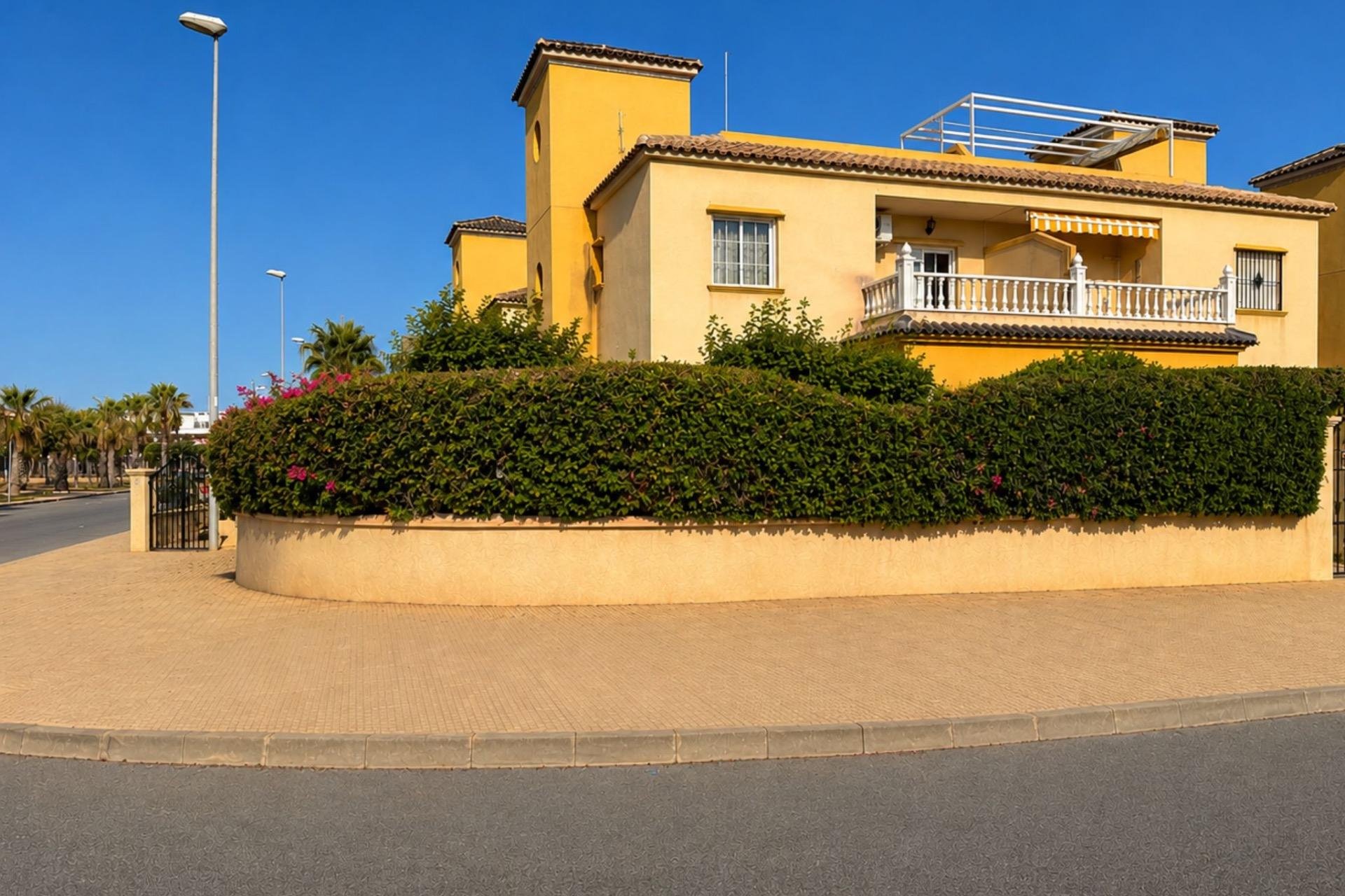 Herverkoop - Bungalow -
Orihuela Costa - Lomas de Cabo Roig