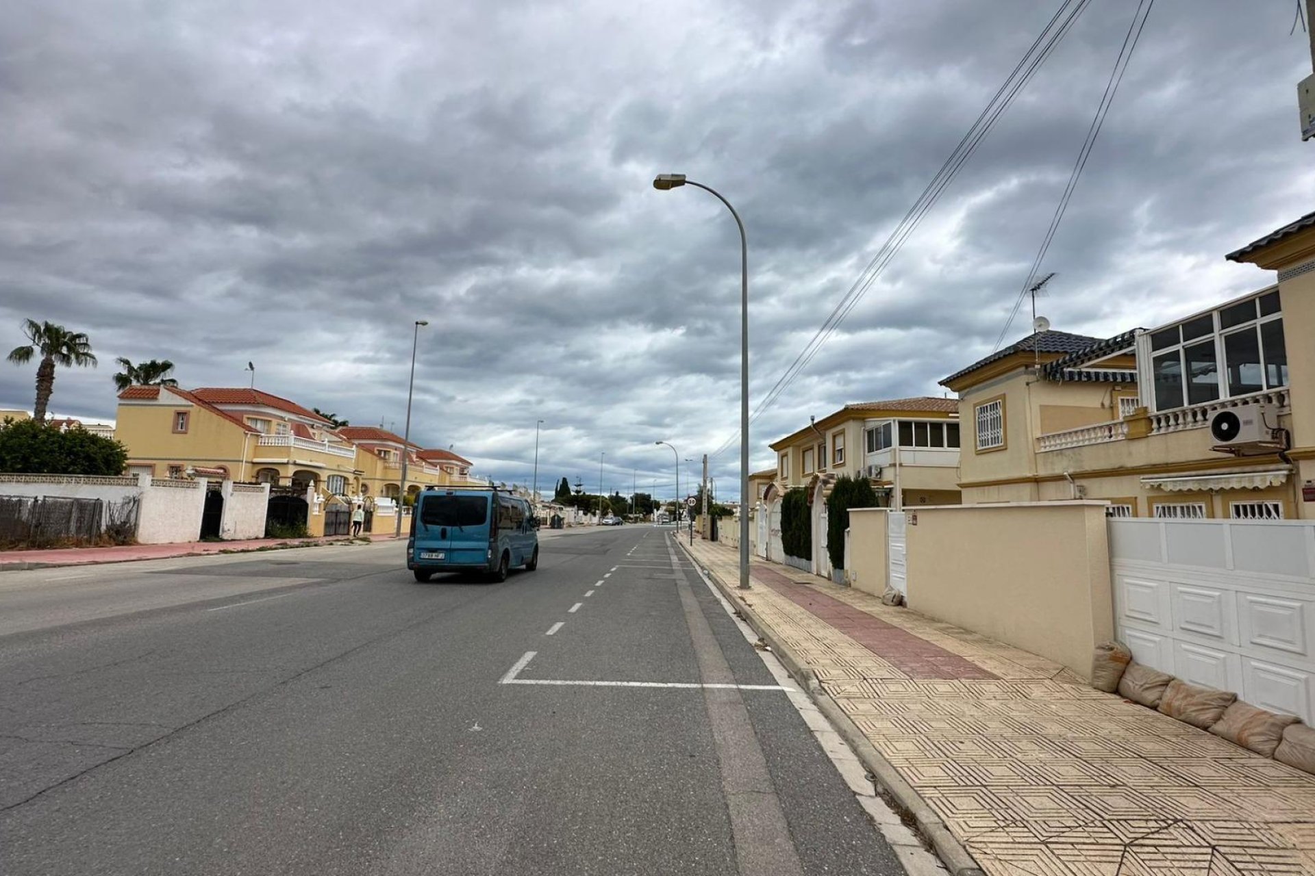 Herverkoop - Bungalow -
Orihuela Costa - Los Almendros-la Florida