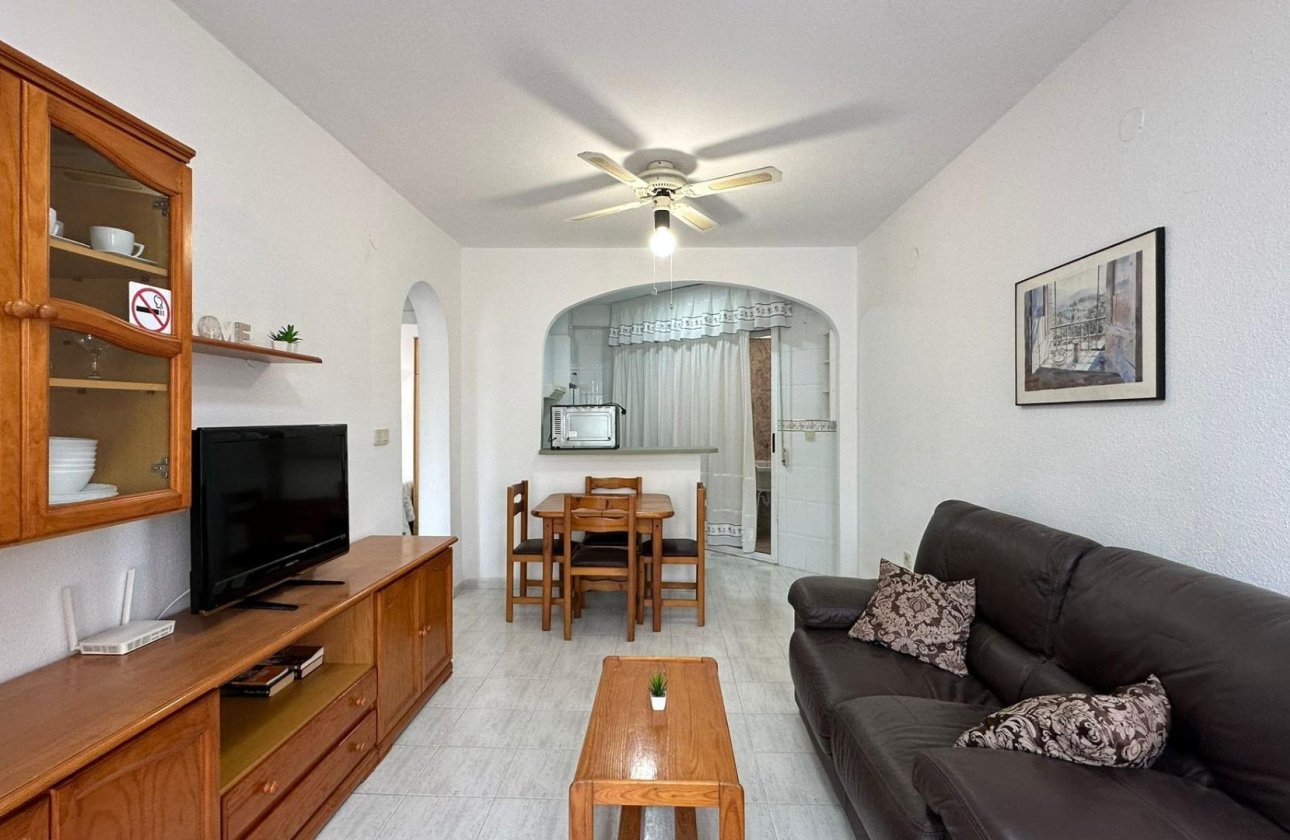 Herverkoop - Bungalow -
Orihuela Costa - Los Almendros-la Florida