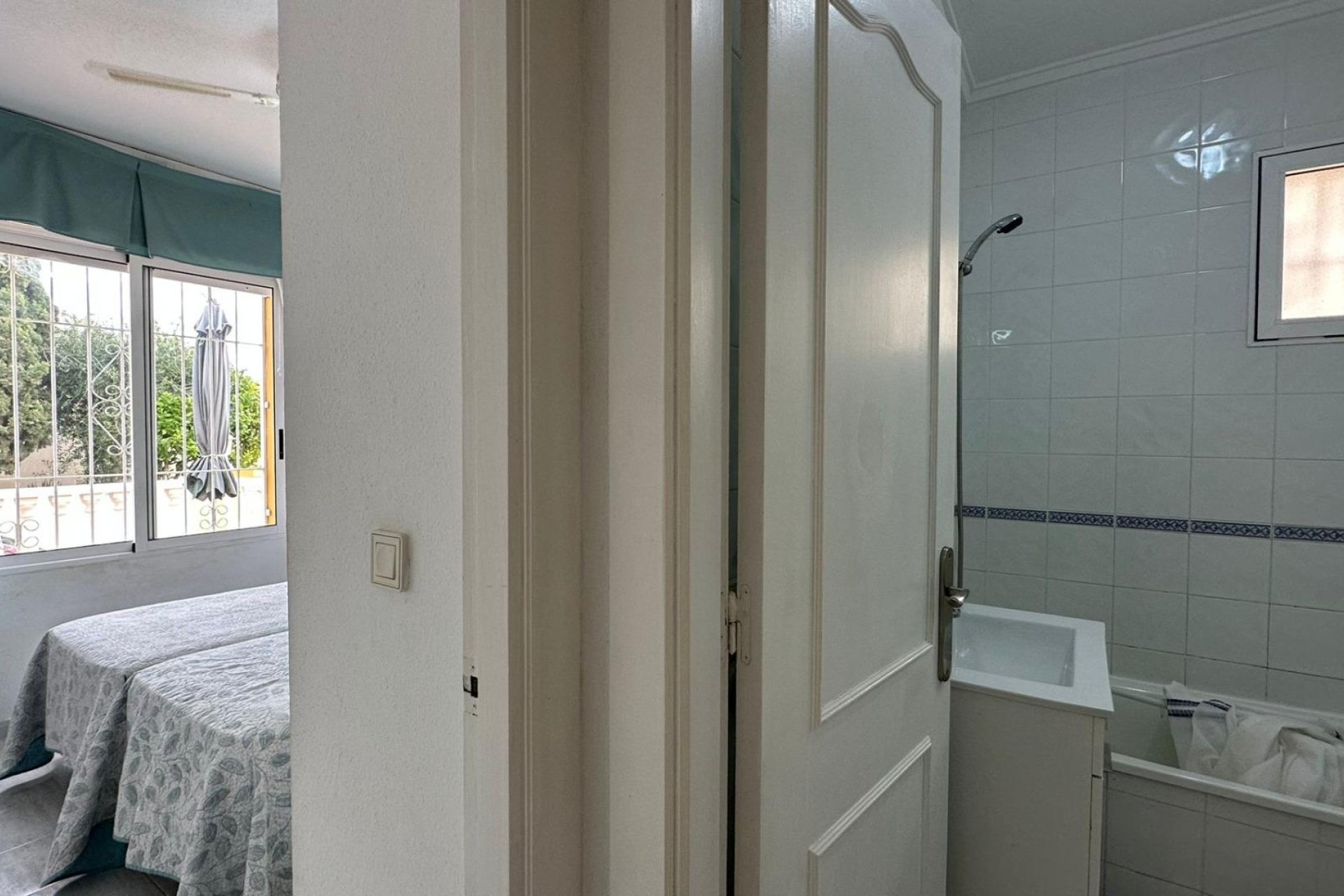 Herverkoop - Bungalow -
Orihuela Costa - Los Almendros-la Florida