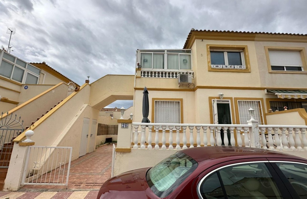Herverkoop - Bungalow -
Orihuela Costa - Los Almendros-la Florida