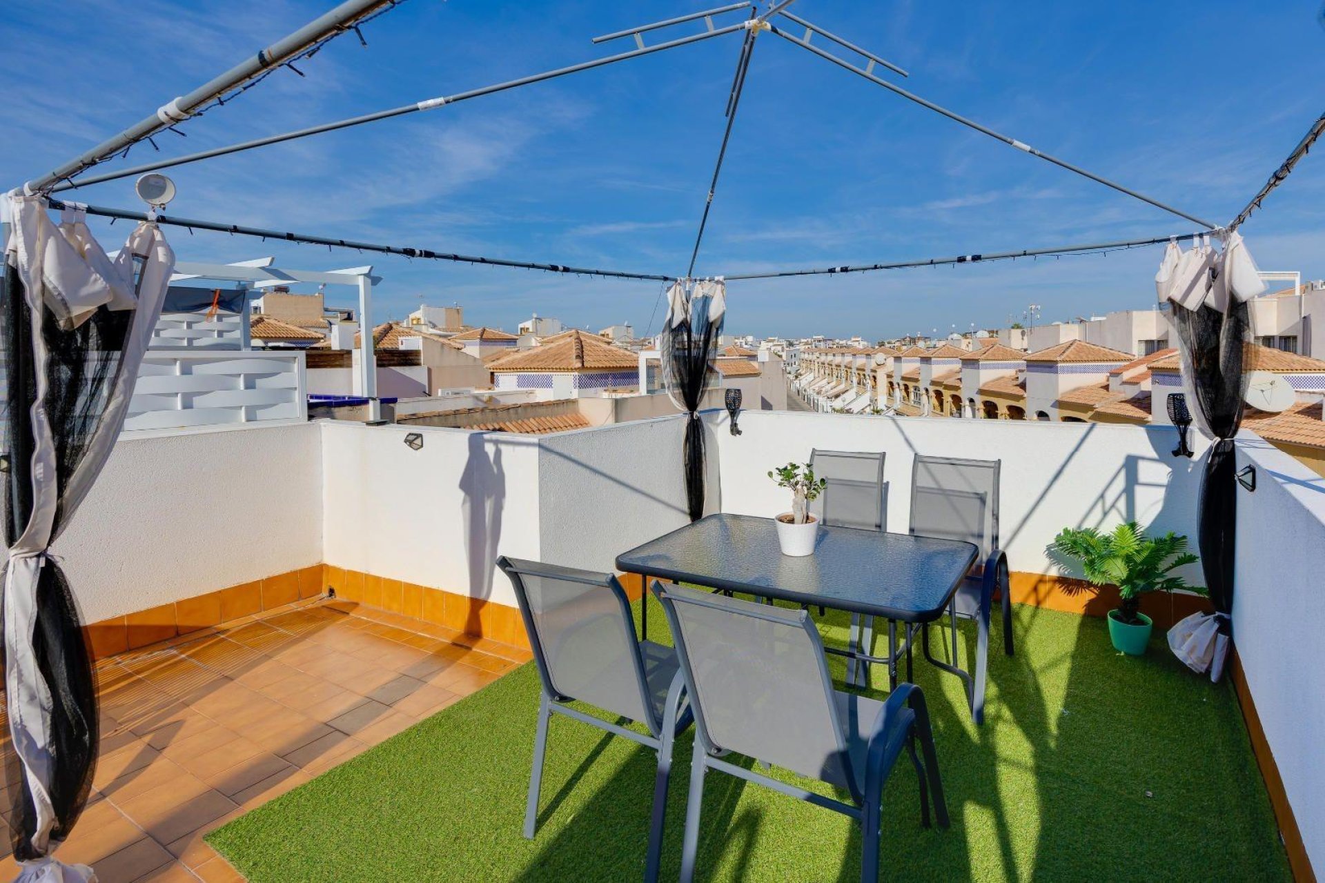 Herverkoop - Bungalow -
Orihuela Costa - Los Altos