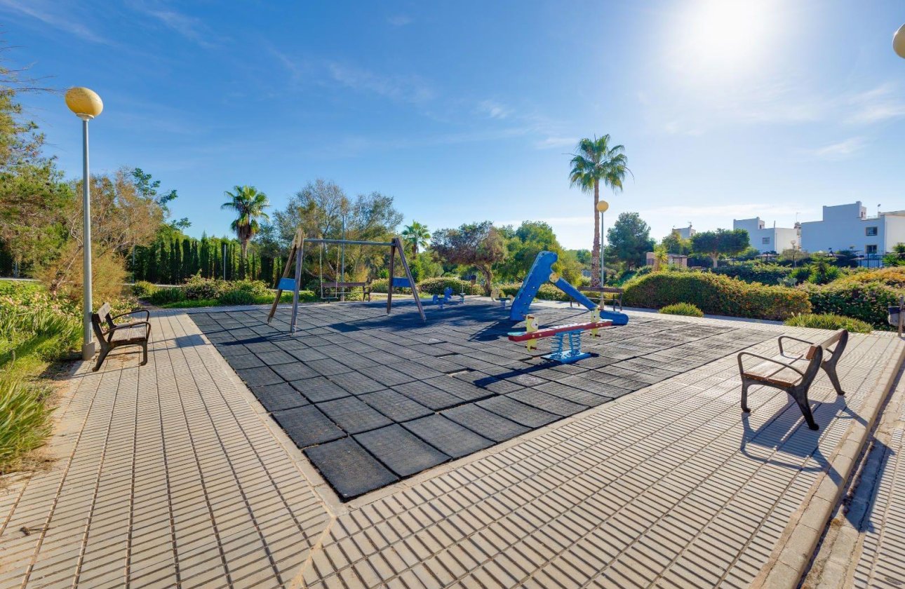 Herverkoop - Bungalow -
Orihuela Costa - Los Altos