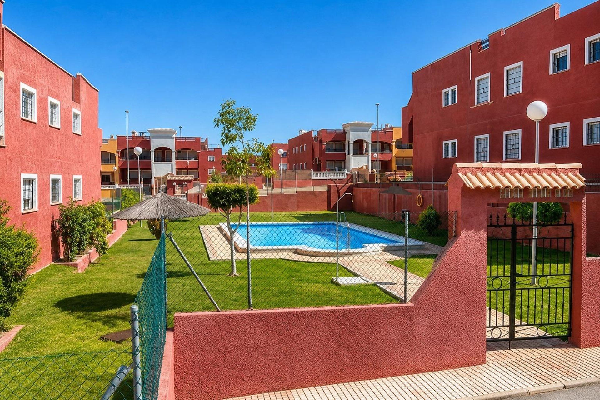 Herverkoop - Bungalow -
Orihuela Costa - Los Altos