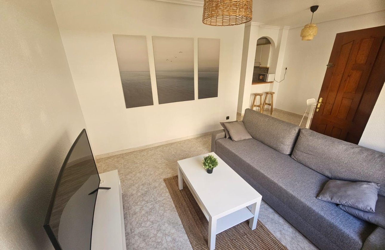 Herverkoop - Bungalow -
Orihuela Costa - Playa Flamenca