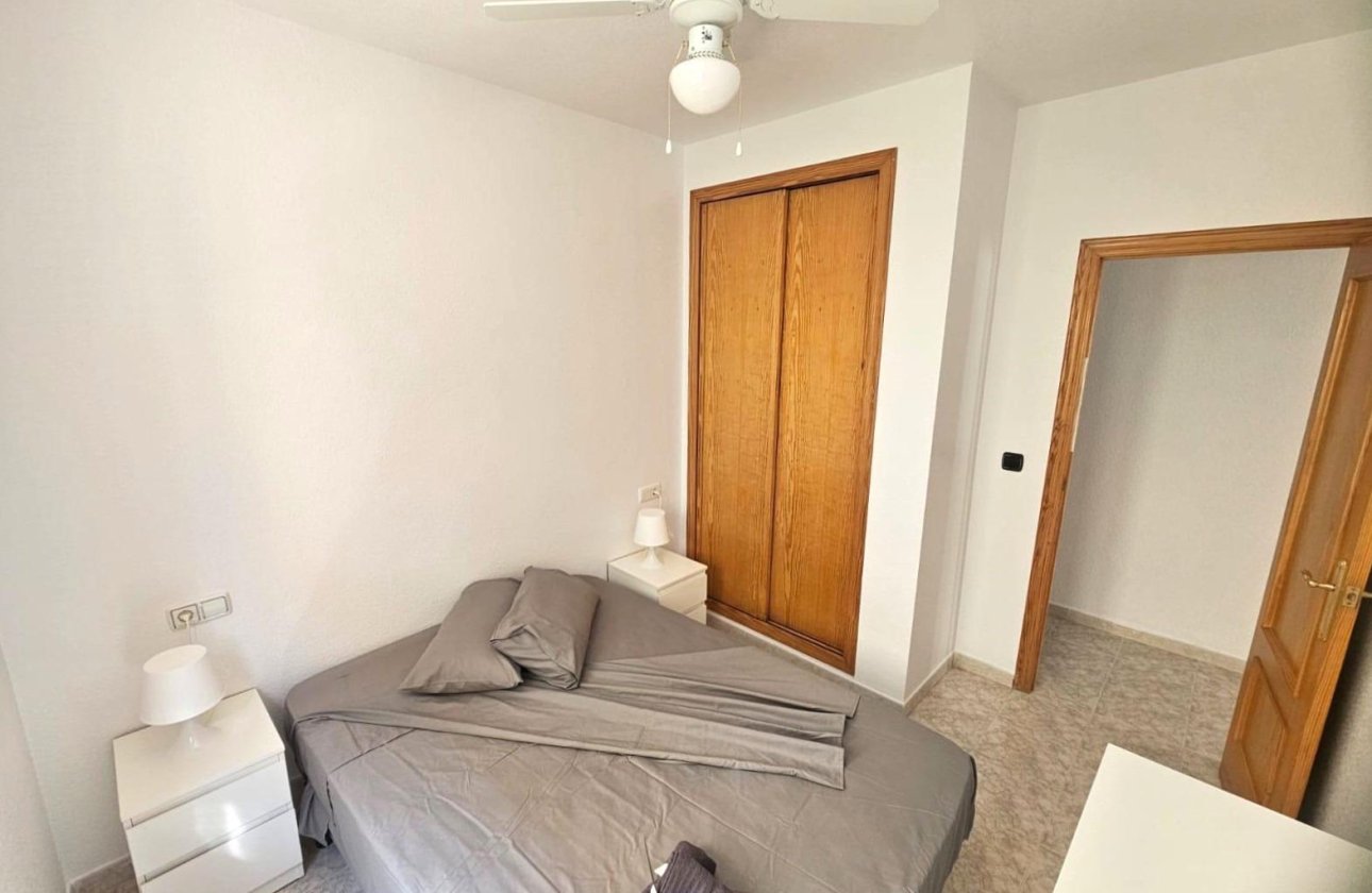 Herverkoop - Bungalow -
Orihuela Costa - Playa Flamenca