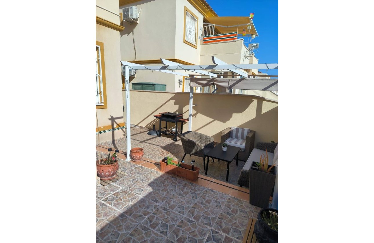 Herverkoop - Bungalow -
Orihuela Costa - Playa Flamenca