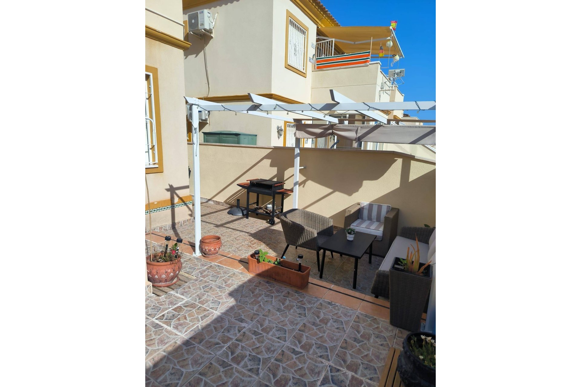 Herverkoop - Bungalow -
Orihuela Costa - Playa Flamenca