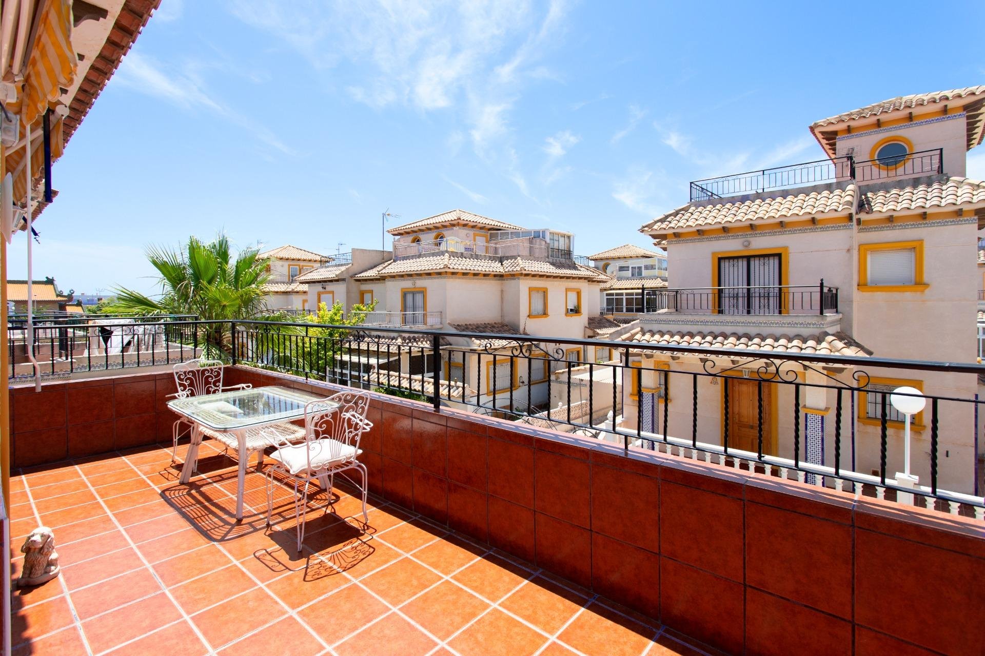 Herverkoop - Bungalow -
Orihuela Costa - Punta Prima